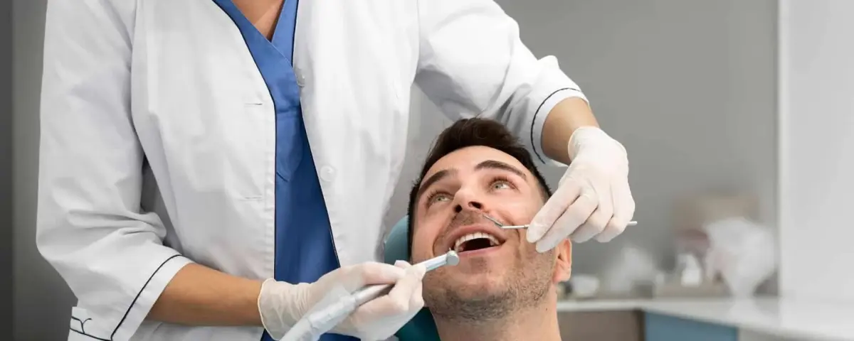 Denizli İmplant Tedavisi Rehberi: Süreç ve Fiyatlar | Diş Doktoru Denizli